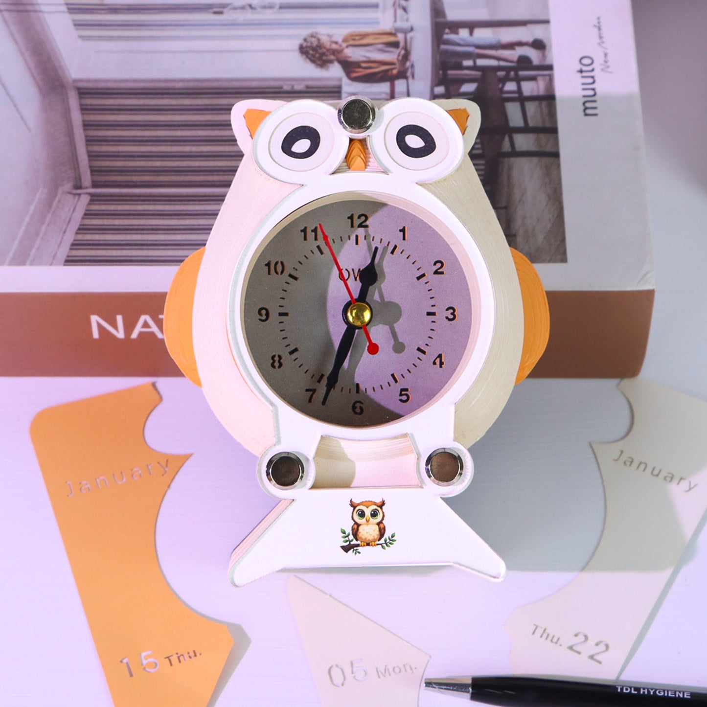 3-in-1 3D Paper Sculpture Art Memo Pad Calendar & Clock